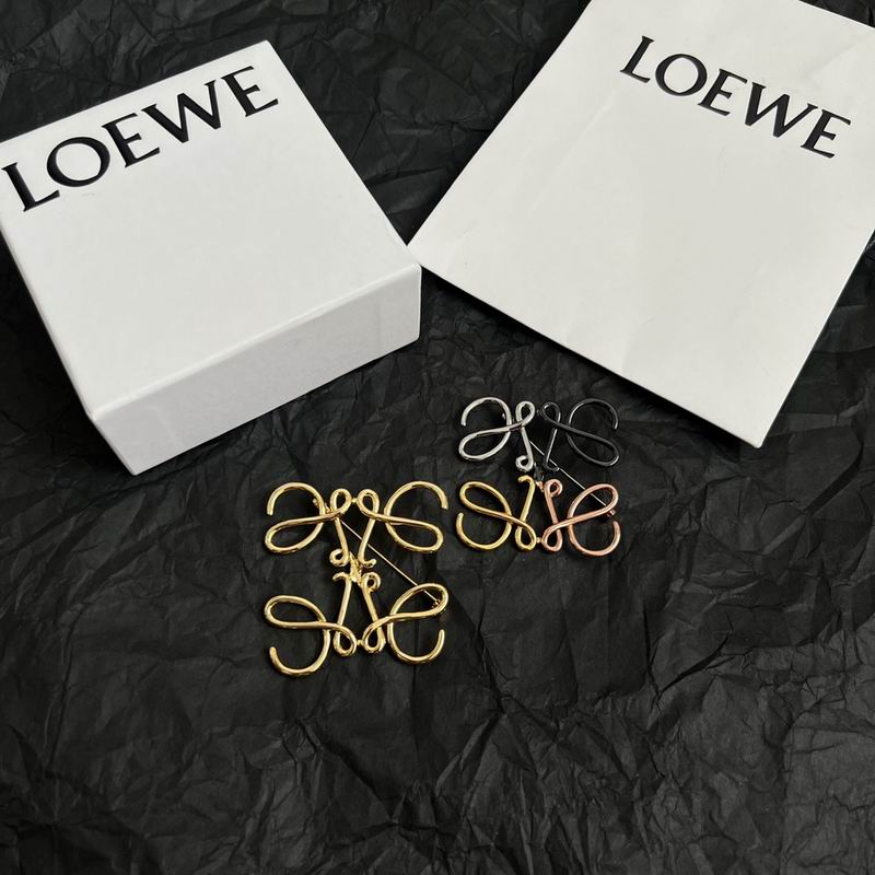 Loewe brooch 03yxh38